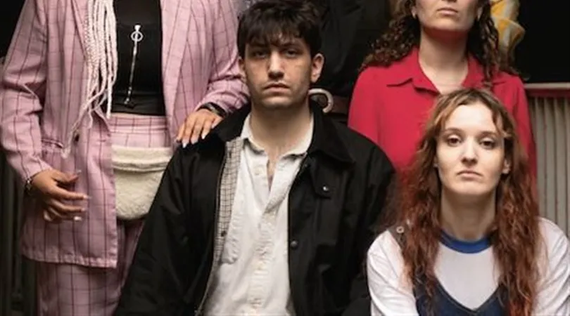 Précisément par hasard