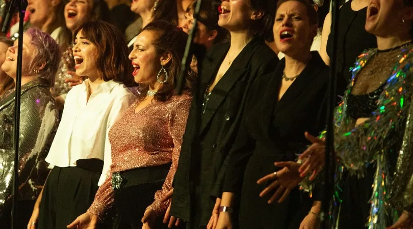 Lips Choir Presents: SLEIGH THE SYSTEM