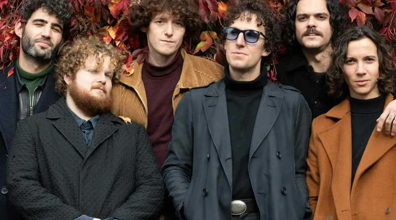 Particls live in London