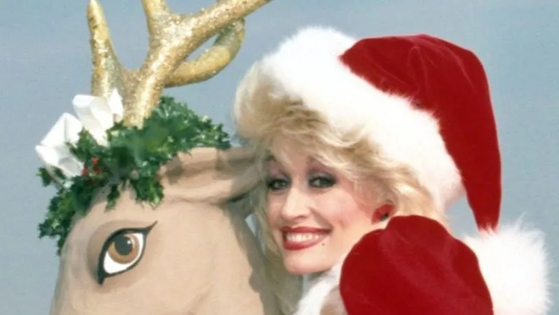 Rodeo Fever: Xmas Special ft Strap In Line Dancing