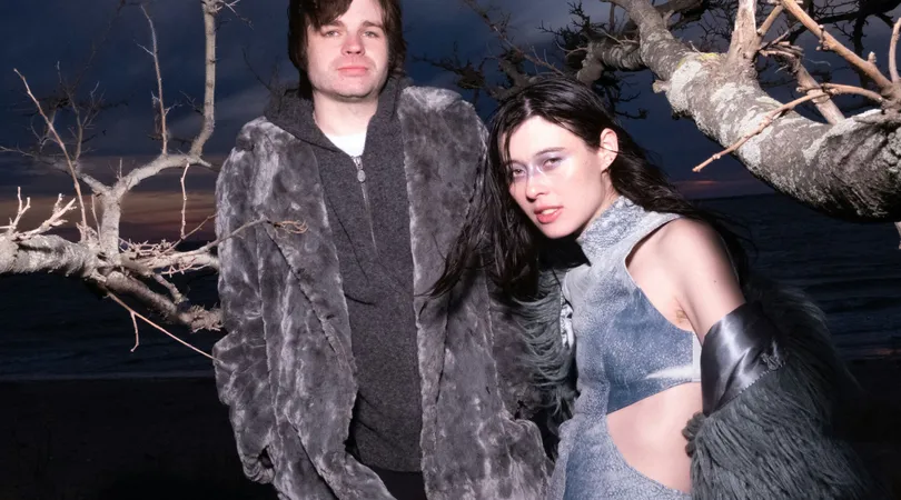 Water From Your Eyes | Support: Silver Gore