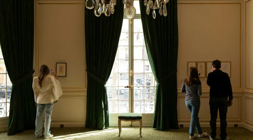 Musée Yves Saint Laurent Paris: Visite guidée