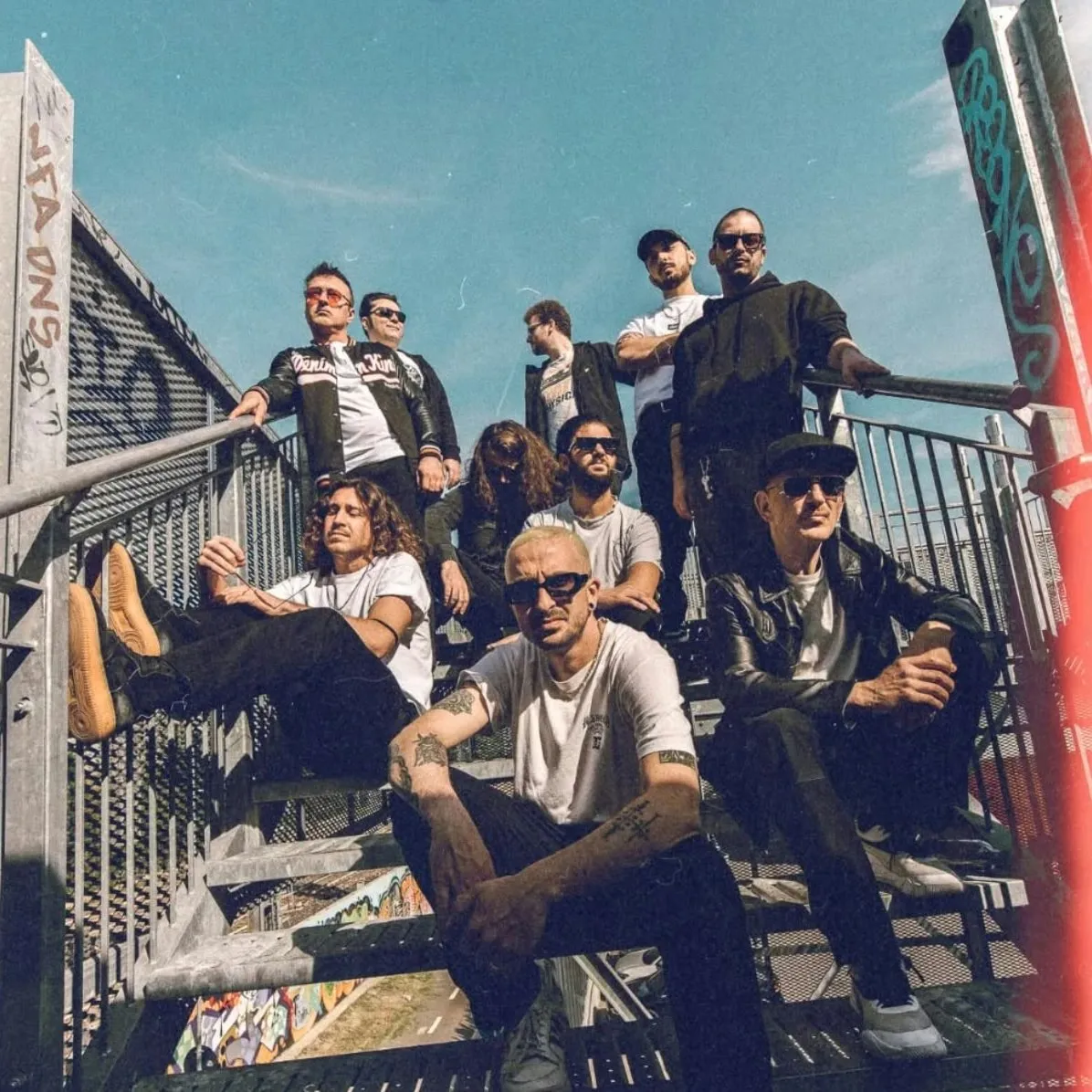 Kolosso + Black Wojtyla