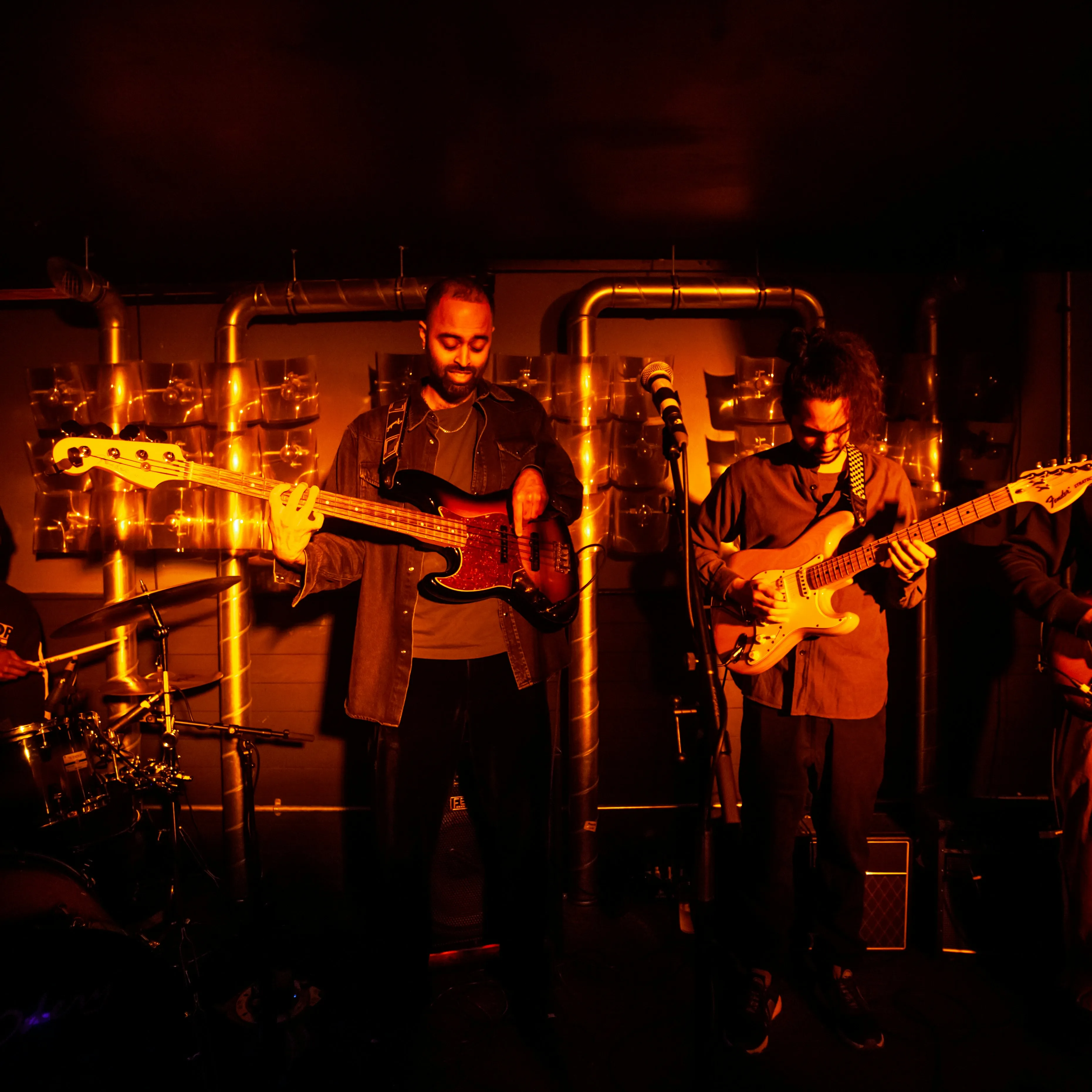 Rus (Live) + Support from Jomodo Dragon ++ Special Set from DJ Jayku ++