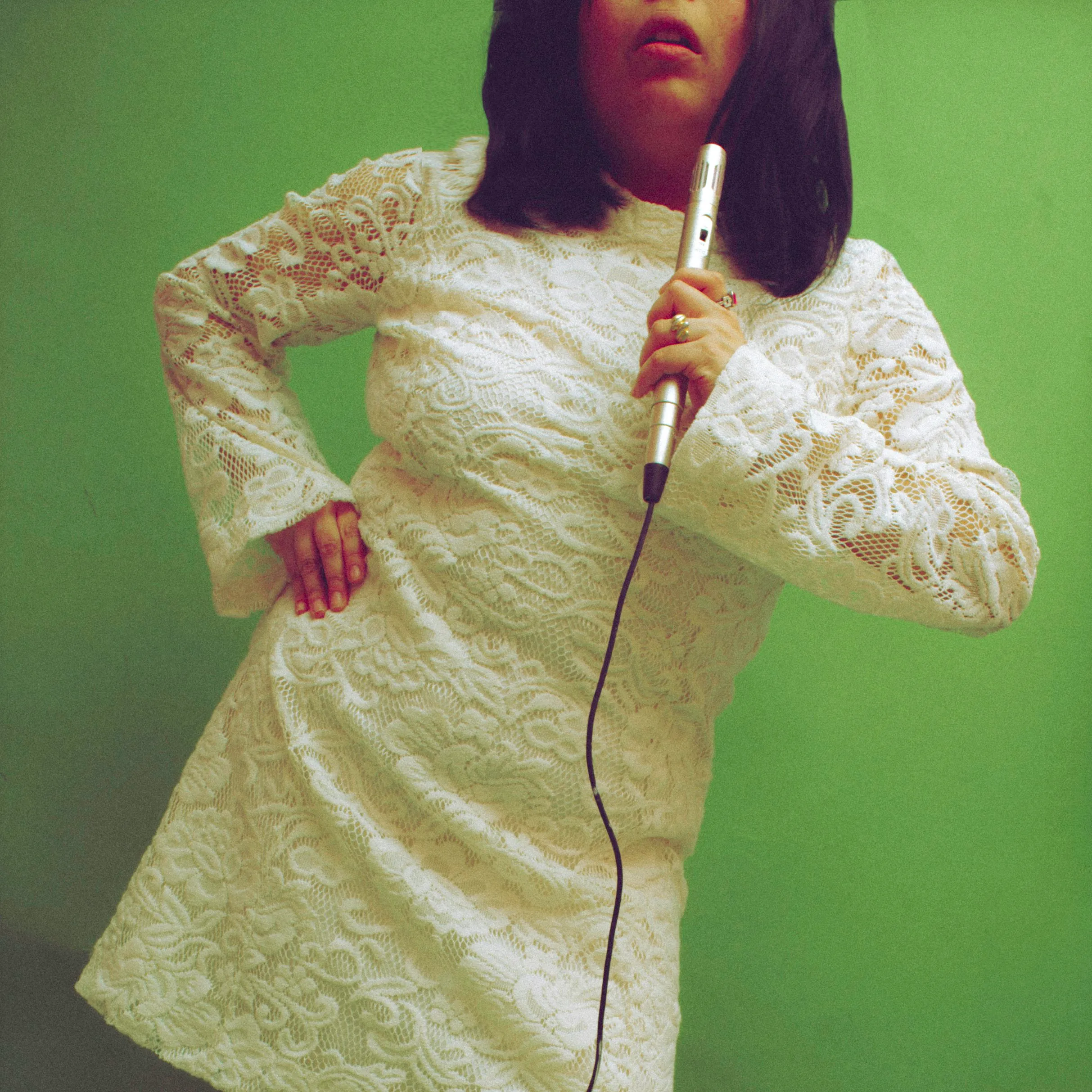 Sunday Tribute - 60's Girl Group (Nancy Sinatra, Aretha Franklin, The Ronettes, The Supremes, Etta James)