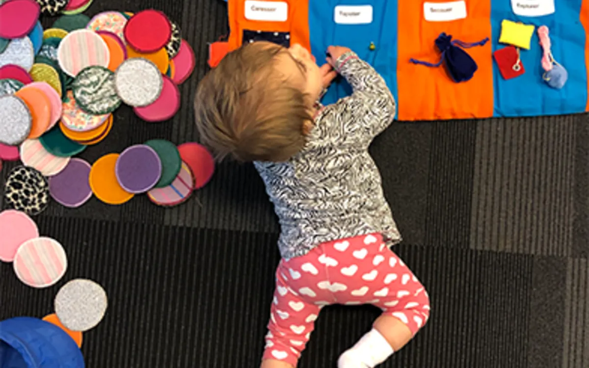 Atelier d'éveil sensoriel "Baby-touch" par les doigts qui rêvent