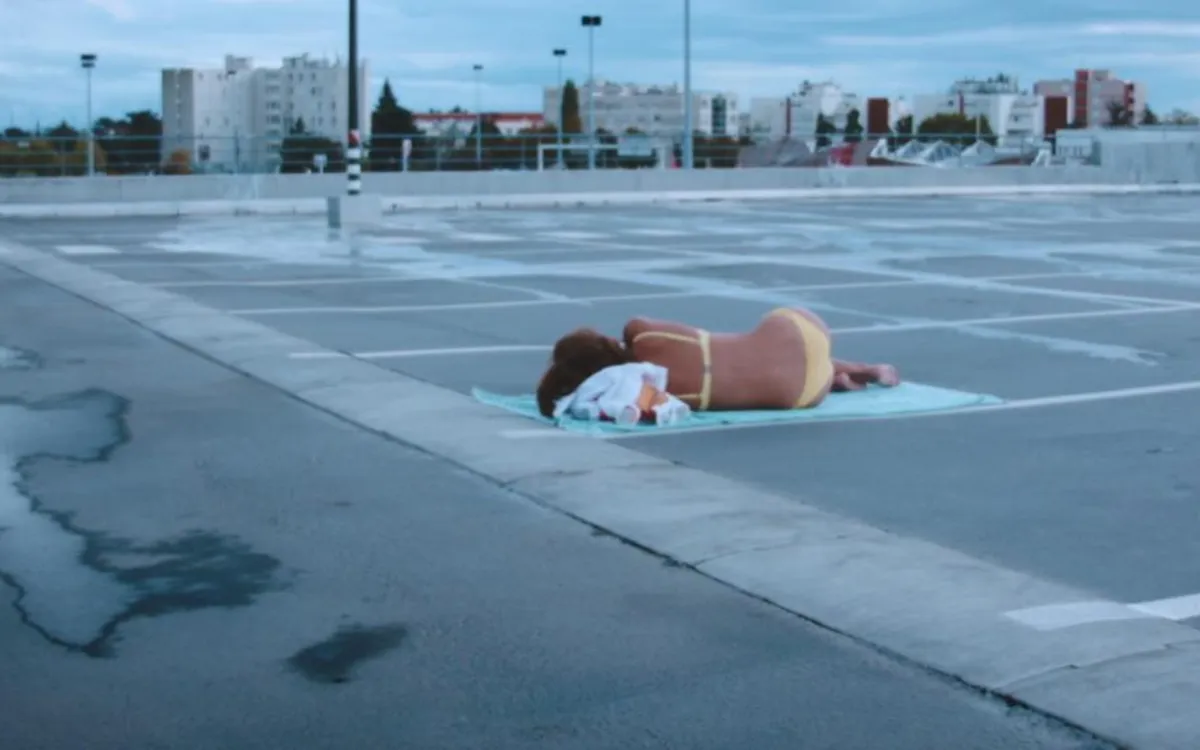 Projection du film "Diagonale du vide" de Guillaume Ballendras