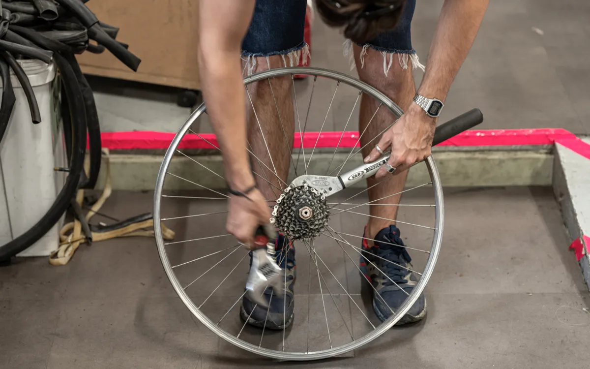 Vendredi, répare et entretien toi-même ton vélo !