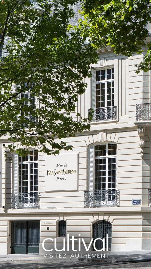 VISITE GUIDÉE CONFIDENTIELLE DU MUSEE YVES SAINT LAURENT PARIS