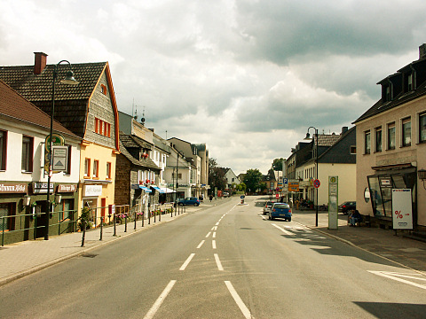 File:Hauptstrasse.jpg