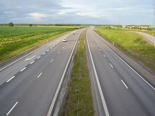 File:Motorväg.jpeg