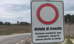 Cartello divieto transito eccetto residenti