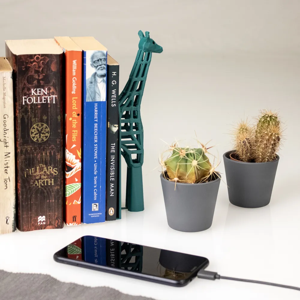 Gigi The Giraffe Bookend