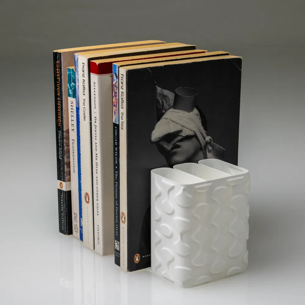 KIRA Bookends