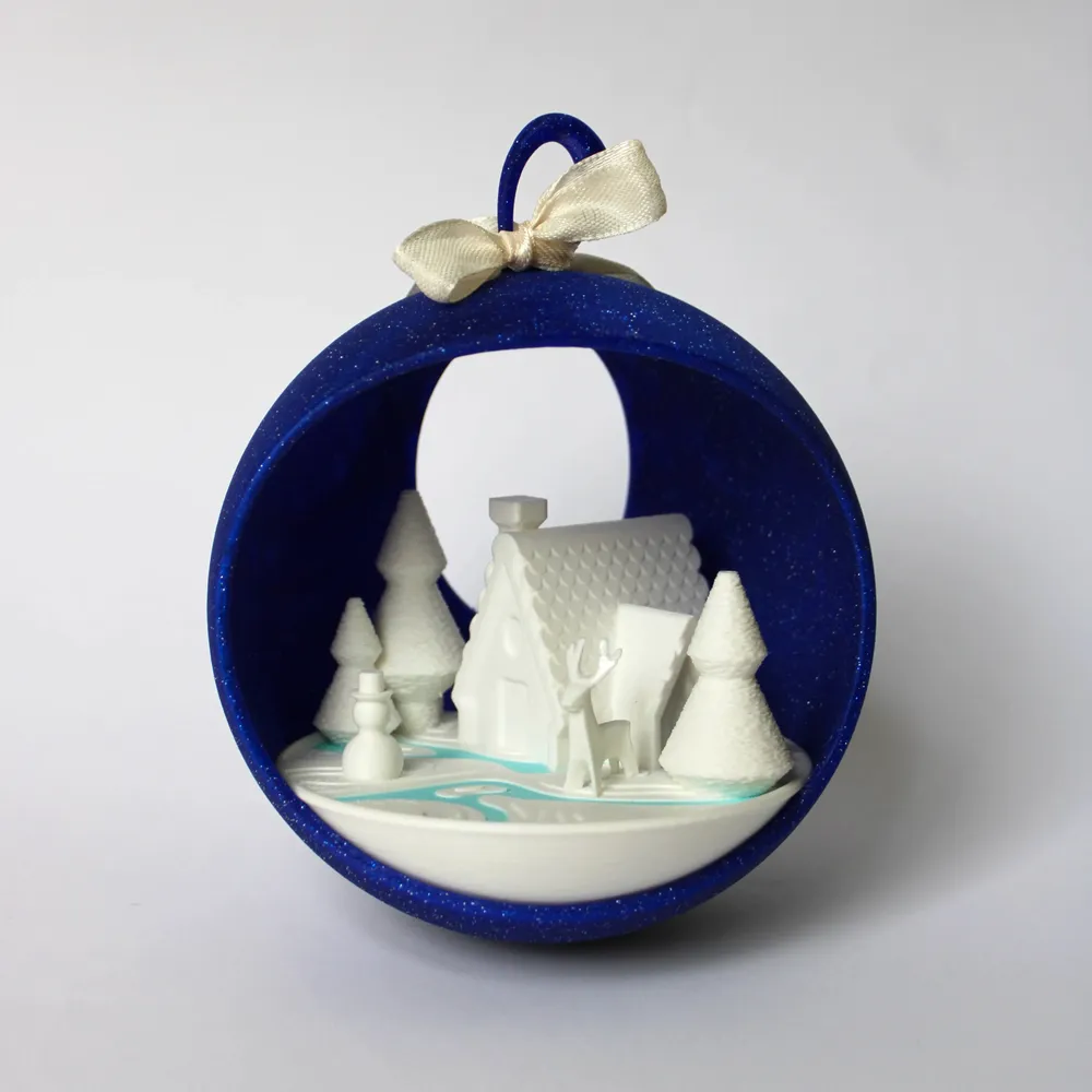 Winter Hollow Bauble