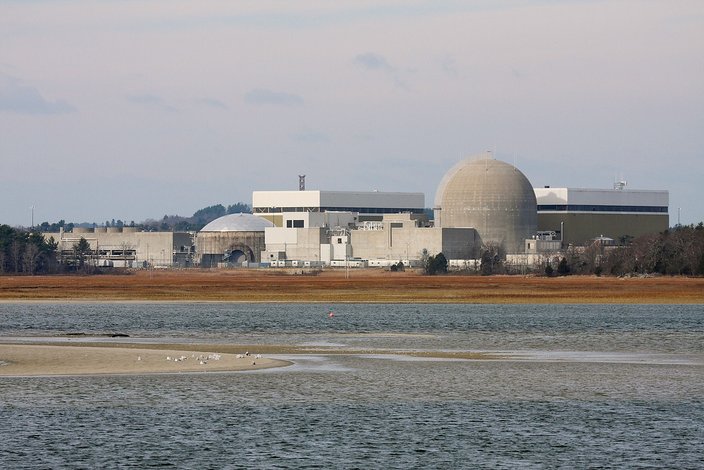 Seabrook Station Nuclear Power Plant supports New Hampshire with not only fossil-free energy, but also jobs and boosts to the local economy. Photo from Wikipedia.