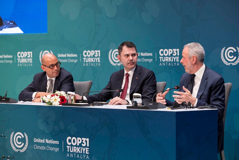 Executive Secretary of the UNFCCC Simon Steill, COP31 President-Designate Murat Kurum, and COP30 President André Corrêa do Lago. Photo credit: UNclimatechange