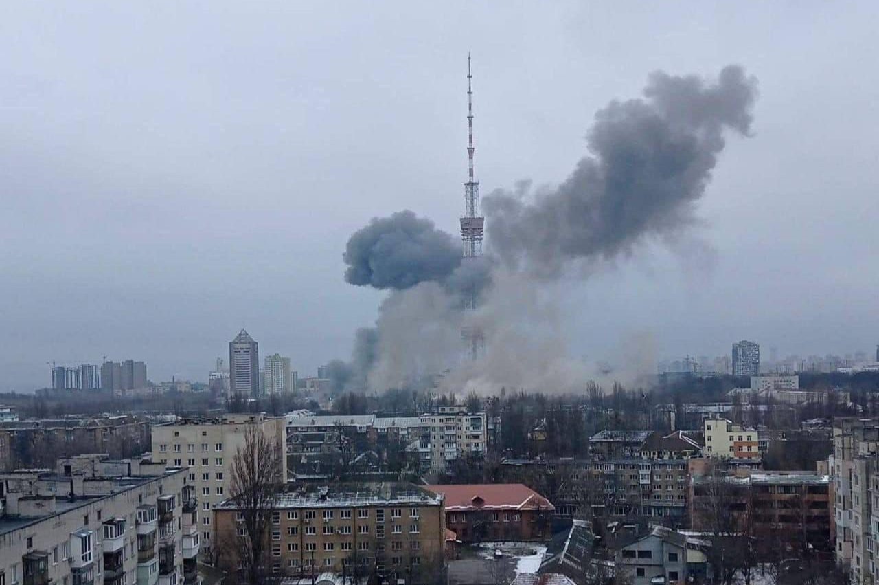 Russian bombardment of telecommunications antennas in Kyiv, 2022. Photo credit: Mvs.gov.ua/Wikimedia Commons