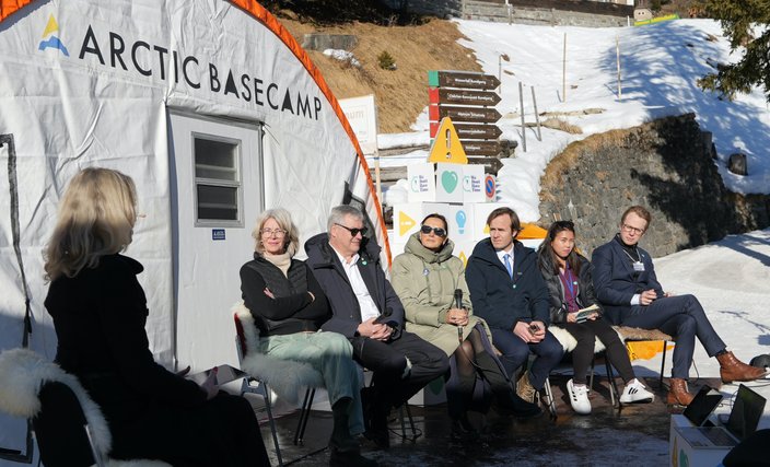 From the left: Moderator Catarina Rolfsdotter-Jansson and panelists Gail Whiteman, Andreas Schierenbeck, Sandrine Dixson-Declève, Andrew Prag, Mayumi Sato, and Ingmar Rentzhog