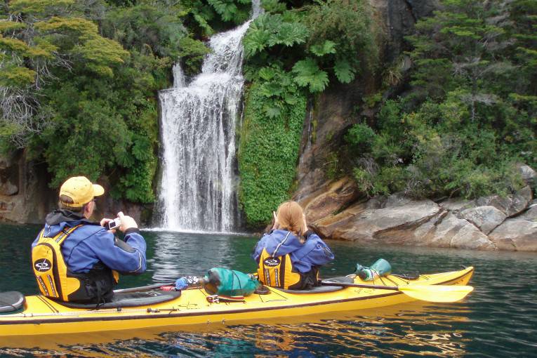 Lake Kayaking, foto 2 de 3