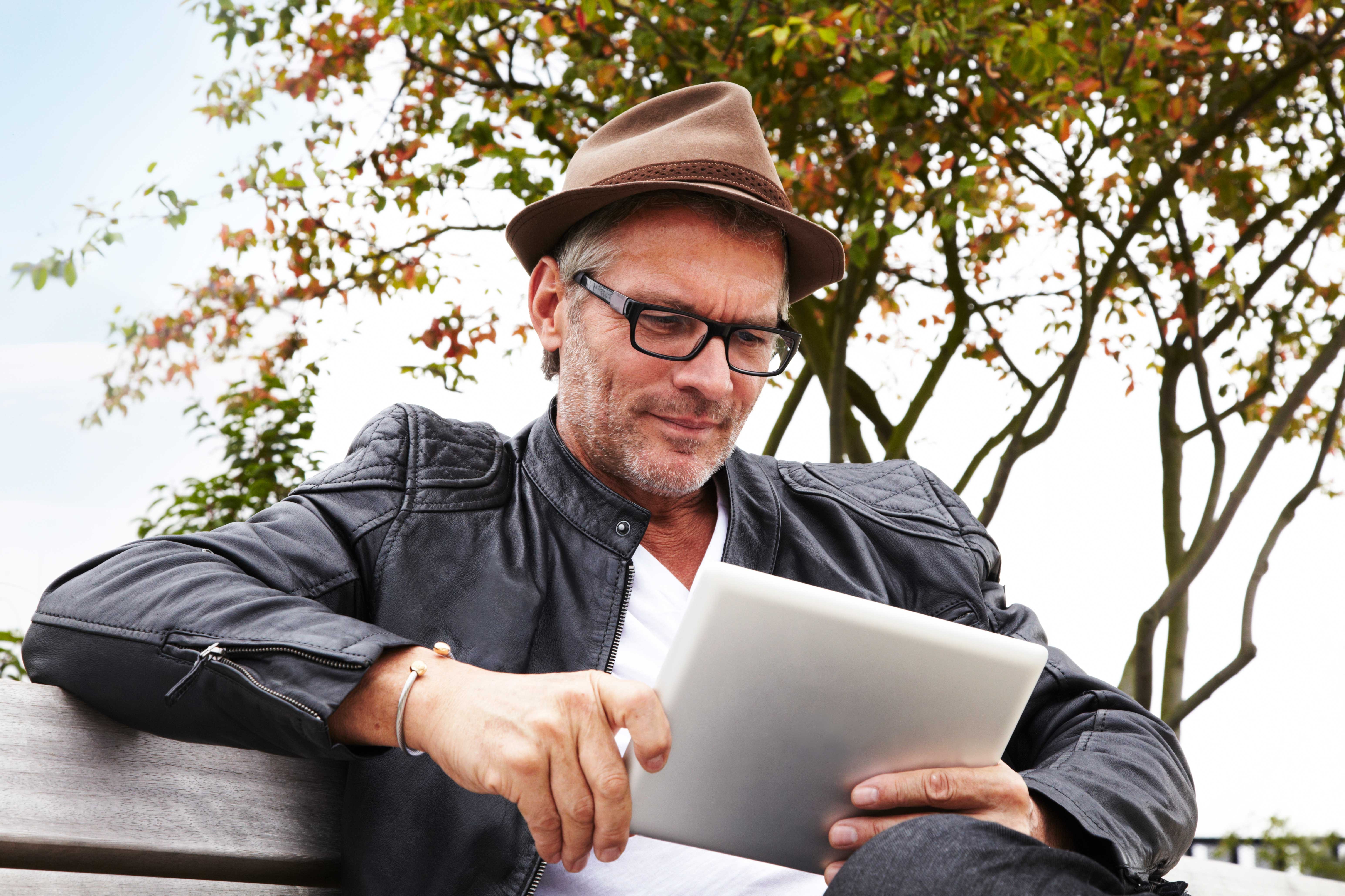 What is proprietary trading? How to become a proprietary trader?