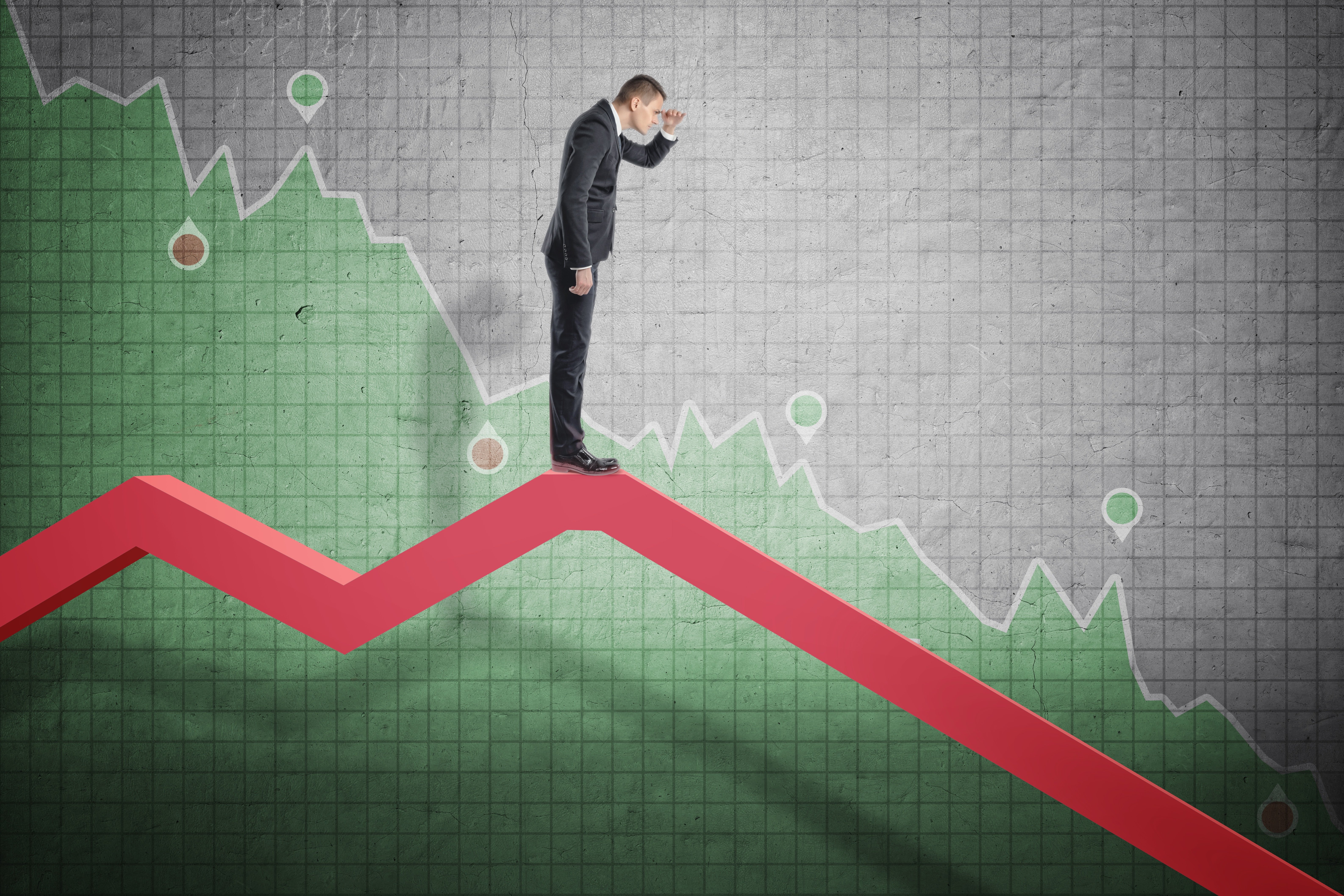 US Close: Sell the Rally, Tesla falls 10%, King dollar