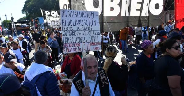 Argentina: izquierdistas convocan para el próximo 20 de diciembre las primeras protestas contra Javier Milei