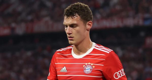 Benjamin Pavard solicitó su salida al Bayern Múnich