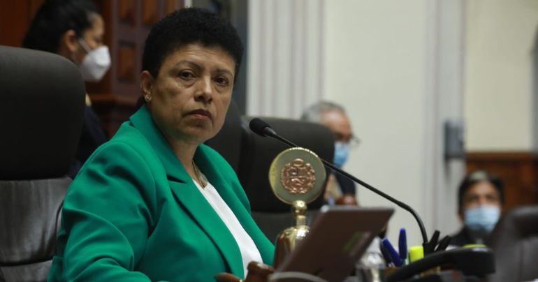 Martha Moyano sobre Luis Cordero: “En nuestra bancada no hay lugar para traidores”