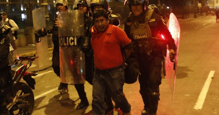 Protestas en Lima: más de 12 personas han sido detenidas tras violentas protestas en la avenida Abancay