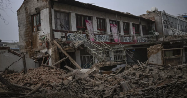 Portada: Terremoto de magnitud 7,0 sacude zona fronteriza entre China y Kirguistán