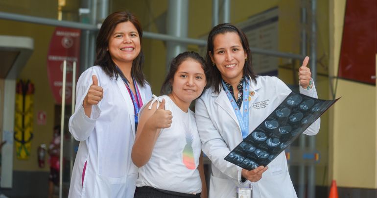 INSN San Borja: extraen un tumor gigante de ovario a niña de 11 años