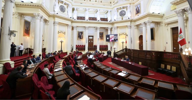 Congreso: Comisión de Constitución sesiona hoy desde las 9:30 horas