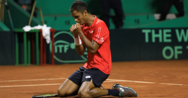 Juan Pablo Varillas avanza de ronda en el ATP 250 de Gstaad