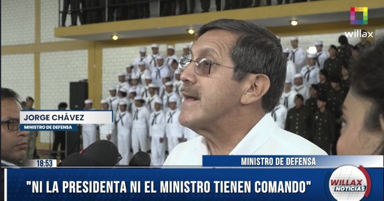 Ministro de Defensa: "Ni la presidenta ni el ministro tienen comando"