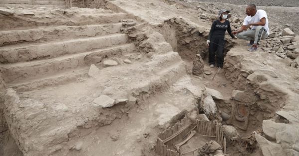 Portada: Rímac: descubren 5 momias de más de mil años de antigüedad en la huaca La Florida