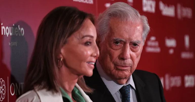 Portada: Mario Vargas Llosa tras su ruptura con Isabel Preysler: "No ha sido una experiencia literaria"