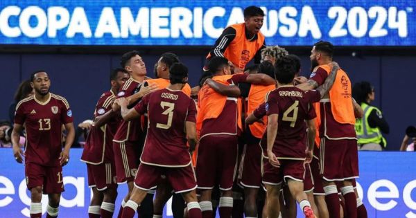 Venezuela venció 1-0 a México y clasificó a los cuartos de final de la Copa América