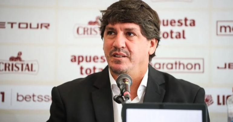 Portada: Jean Ferrari sobre el nuevo técnico de la 'U': "Estamos en la parte final de la negociación"