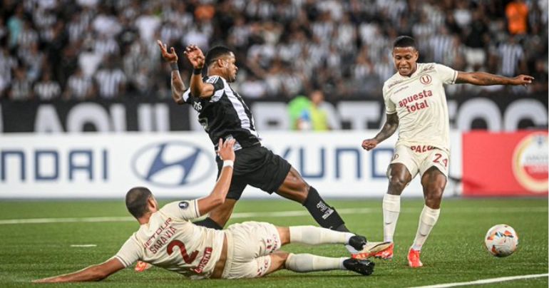 ¡Se acabó el invicto! Universitario cayó 3-1 ante Botafogo por la Copa Libertadores 2024