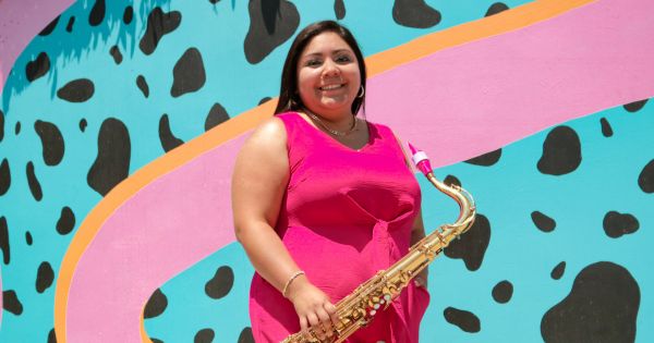 Portada: Claudia Medina regresa al Perú con show fusión de música afroperuana y jazz