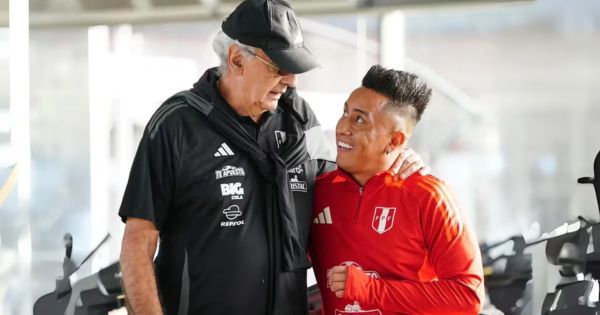 Portada: Christian Cueva sobre su actualidad: "Contento por la oportunidad de estar en la selección"