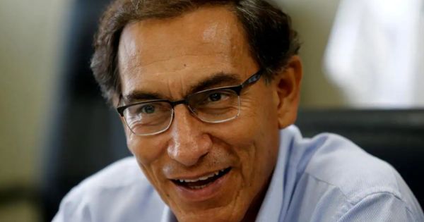 Martín Vizcarra presentó recurso de amparo ante el TC para revertir su inhabilitación de cinco años