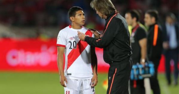 Portada: Flores sobre Ricardo Gareca como técnico de Chile: "Creo que más lo va a sufrir el hincha que nosotros"