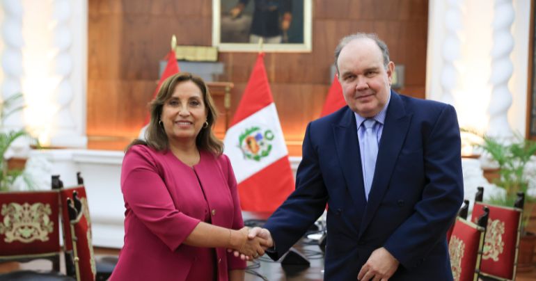Rafael López Aliaga sobre Dina Boluarte: “Si no puede pacificar el país, debería renunciar”