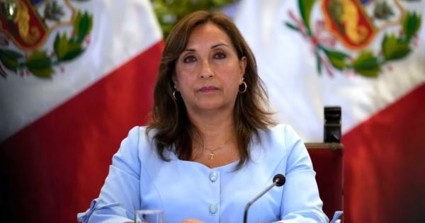 Congreso aprueba en primera votación proyecto para que Dina Boluarte despache virtualmente desde el extranjero