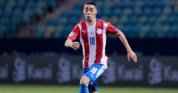 Miguel Almirón, figura de Paraguay, habló del duelo contra Perú: ¿qué dijo de la 'Bicolor'?