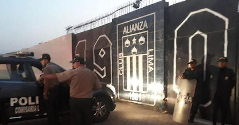 Portada: Alianza Lima se pronunció tras ataque a su estadio: "Gente de mal vivir no puede utilizar el fútbol para atentar contra la vida"