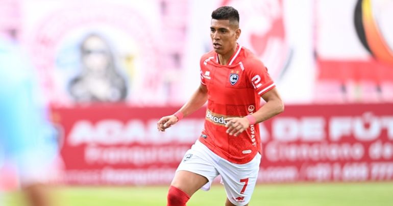 Paolo Hurtado: Cienciano inicia proceso disciplinario contra futbolista