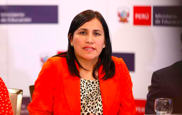 Flor Pablo pide que Dina Boluarte renuncie para que se convoquen a elecciones generales